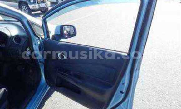 Buy Used Nissan Note Blue Car in Beitbridge in Matabeleland South Buy Used Nissan Note Blue Car in Beitbridge in Matabeleland South