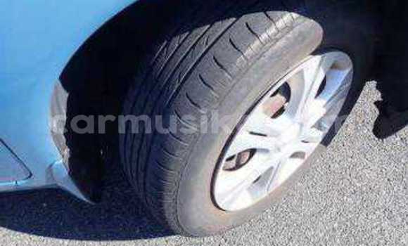 Buy Used Nissan Note Blue Car in Beitbridge in Matabeleland South Buy Used Nissan Note Blue Car in Beitbridge in Matabeleland South