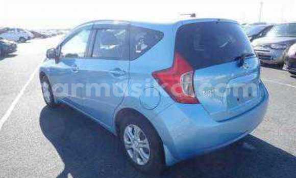 Buy Used Nissan Note Blue Car in Beitbridge in Matabeleland South Buy Used Nissan Note Blue Car in Beitbridge in Matabeleland South