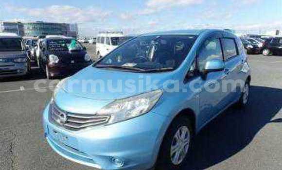 Buy Used Nissan Note Blue Car in Beitbridge in Matabeleland South Buy Used Nissan Note Blue Car in Beitbridge in Matabeleland South