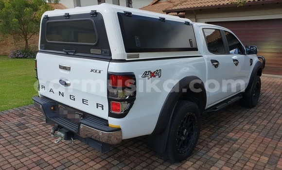 Acheter Occasion Voiture Ford Ranger Blanc à Beitbridge, Matabeleland South Acheter Occasion Voiture Ford Ranger Blanc à Beitbridge, Matabeleland South