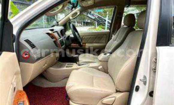 Tenga Tsaru Toyota Fortuner Chena Mota in Beitbridge in Matabeleland South Tenga Tsaru Toyota Fortuner Chena Mota in Beitbridge in Matabeleland South