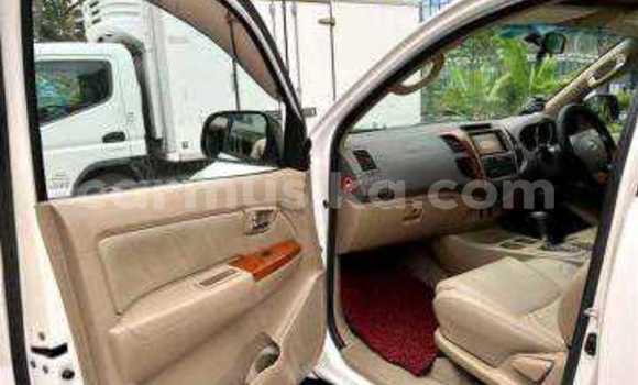 Tenga Tsaru Toyota Fortuner Chena Mota in Beitbridge in Matabeleland South Tenga Tsaru Toyota Fortuner Chena Mota in Beitbridge in Matabeleland South