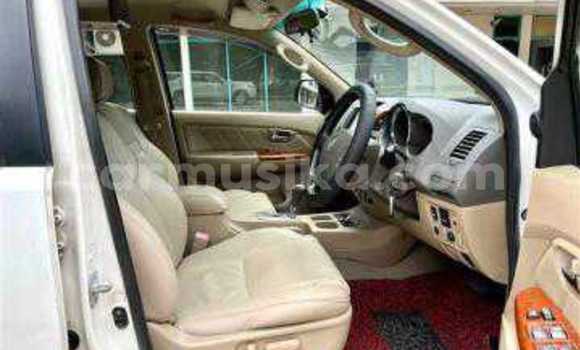 Tenga Tsaru Toyota Fortuner Chena Mota in Beitbridge in Matabeleland South Tenga Tsaru Toyota Fortuner Chena Mota in Beitbridge in Matabeleland South