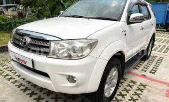 Tenga Tsaru Toyota Fortuner Chena Mota in Beitbridge in Matabeleland South Tenga Tsaru Toyota Fortuner Chena Mota in Beitbridge in Matabeleland South