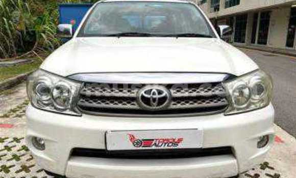 Tenga Tsaru Toyota Fortuner Chena Mota in Beitbridge in Matabeleland South Tenga Tsaru Toyota Fortuner Chena Mota in Beitbridge in Matabeleland South