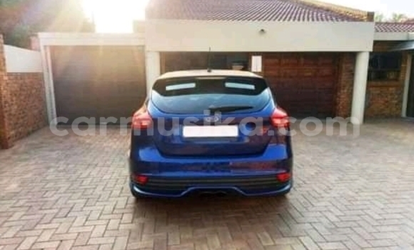 Buy Used Ford Focus ST Blue Car in Beitbridge in Matabeleland South Buy Used Ford Focus ST Blue Car in Beitbridge in Matabeleland South