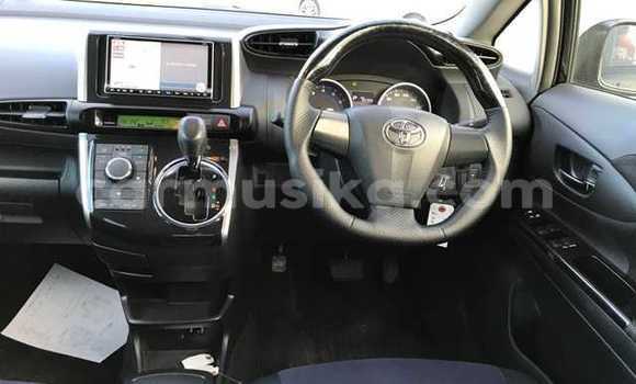 Tenga Tsaru Toyota Wish Nhema Mota in Beitbridge in Matabeleland South Tenga Tsaru Toyota Wish Nhema Mota in Beitbridge in Matabeleland South