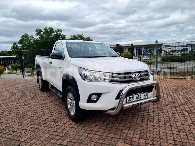 Big with watermark toyota hilux matabeleland south beitbridge 27376