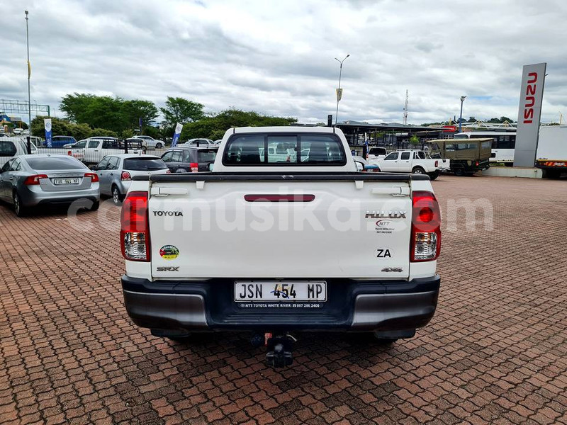 Big with watermark toyota hilux matabeleland south beitbridge 27376