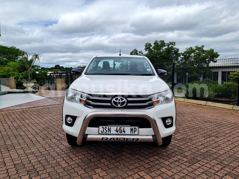 Big with watermark toyota hilux matabeleland south beitbridge 27376