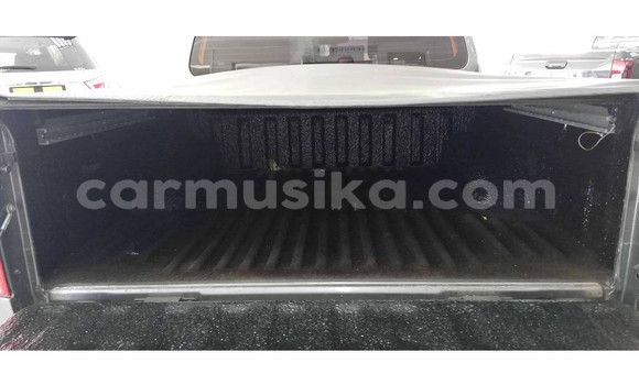 Acheter Occasion Voiture Nissan Navara Beige à Beitbridge, Matabeleland South Acheter Occasion Voiture Nissan Navara Beige à Beitbridge, Matabeleland South