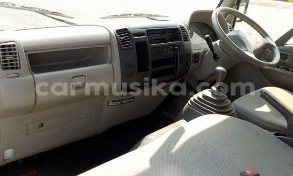 Acheter Occasion Utilitaire Toyota Dyna Blanc à Beitbridge, Matabeleland South Acheter Occasion Utilitaire Toyota Dyna Blanc à Beitbridge, Matabeleland South