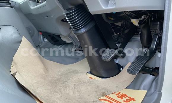 Nunua Ilio tumika Toyota Dyna Nyeupe Lori ndani ya Beitbridge nchini Matabeleland Kusini Nunua Ilio tumika Toyota Dyna Nyeupe Lori ndani ya Beitbridge nchini Matabeleland Kusini