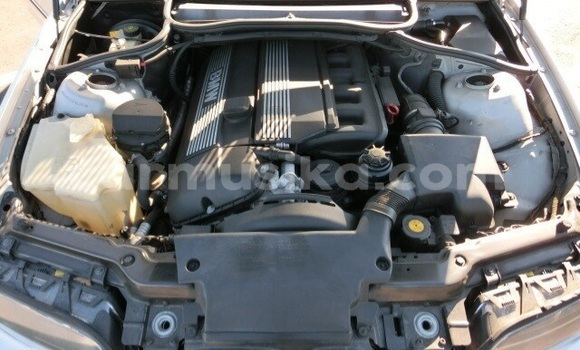 Nunua Ilio tumika BMW 3–Series Fedha Gari ndani ya Beitbridge nchini Matabeleland Kusini Nunua Ilio tumika BMW 3–Series Fedha Gari ndani ya Beitbridge nchini Matabeleland Kusini