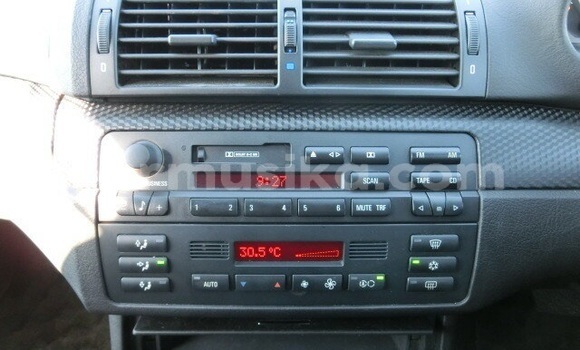 Nunua Ilio tumika BMW 3–Series Fedha Gari ndani ya Beitbridge nchini Matabeleland Kusini Nunua Ilio tumika BMW 3–Series Fedha Gari ndani ya Beitbridge nchini Matabeleland Kusini