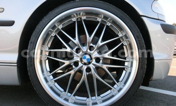 Nunua Ilio tumika BMW 3–Series Fedha Gari ndani ya Beitbridge nchini Matabeleland Kusini Nunua Ilio tumika BMW 3–Series Fedha Gari ndani ya Beitbridge nchini Matabeleland Kusini