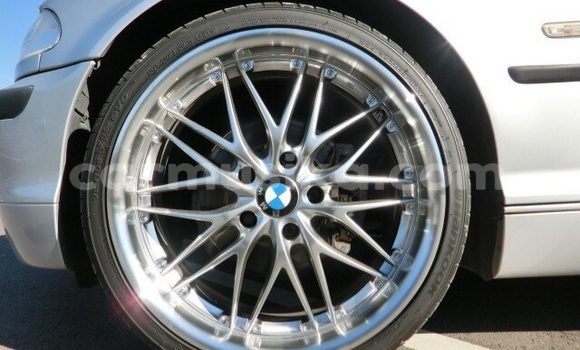 Nunua Ilio tumika BMW 3–Series Fedha Gari ndani ya Beitbridge nchini Matabeleland Kusini Nunua Ilio tumika BMW 3–Series Fedha Gari ndani ya Beitbridge nchini Matabeleland Kusini