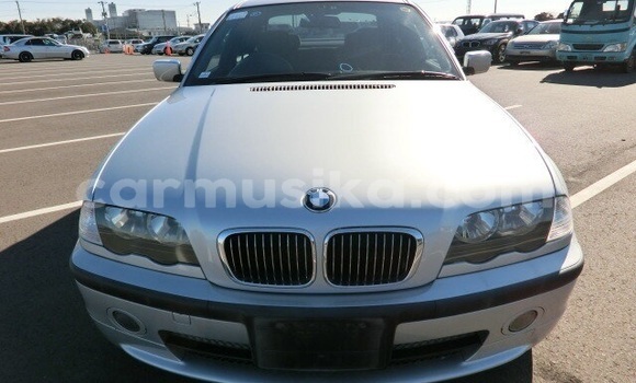 Nunua Ilio tumika BMW 3–Series Fedha Gari ndani ya Beitbridge nchini Matabeleland Kusini Nunua Ilio tumika BMW 3–Series Fedha Gari ndani ya Beitbridge nchini Matabeleland Kusini
