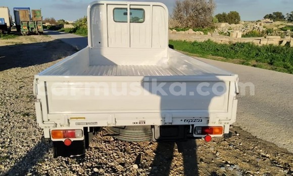 Buy Used Toyota Dyna White Truck in Beitbridge in Matabeleland South Buy Used Toyota Dyna White Truck in Beitbridge in Matabeleland South
