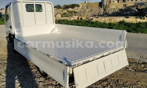 Buy Used Toyota Dyna White Truck in Beitbridge in Matabeleland South Buy Used Toyota Dyna White Truck in Beitbridge in Matabeleland South