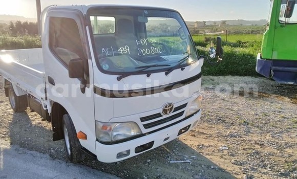 Buy Used Toyota Dyna White Truck in Beitbridge in Matabeleland South Buy Used Toyota Dyna White Truck in Beitbridge in Matabeleland South