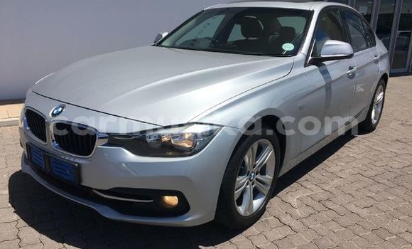 Tenga Tsaru BMW 3200 Sirivha Mota in Beitbridge in Matabeleland South
