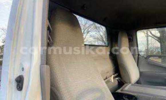 Tenga Tsaru Daihatsu Delta Wagon Chena Mota in Beitbridge in Matabeleland South Tenga Tsaru Daihatsu Delta Wagon Chena Mota in Beitbridge in Matabeleland South