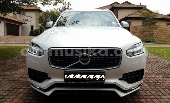 Acheter Occasion Voiture Volvo XC90 Blanc à Beitbridge, Matabeleland South Acheter Occasion Voiture Volvo XC90 Blanc à Beitbridge, Matabeleland South