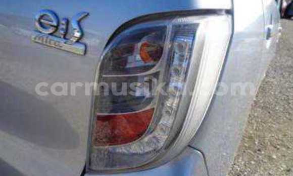 Buy Used Daihatsu Mira e:S Blue Car in Beitbridge in Matabeleland South Buy Used Daihatsu Mira e:S Blue Car in Beitbridge in Matabeleland South