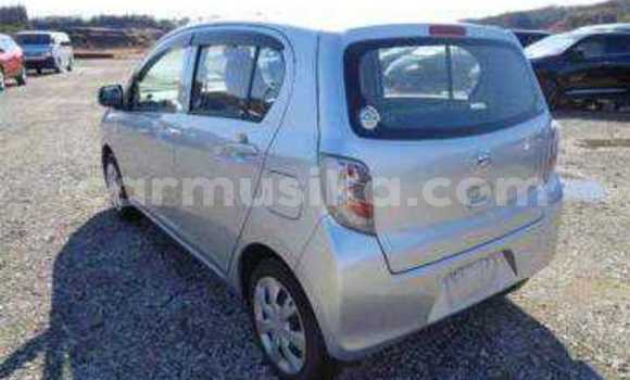 Buy Used Daihatsu Mira e:S Blue Car in Beitbridge in Matabeleland South Buy Used Daihatsu Mira e:S Blue Car in Beitbridge in Matabeleland South