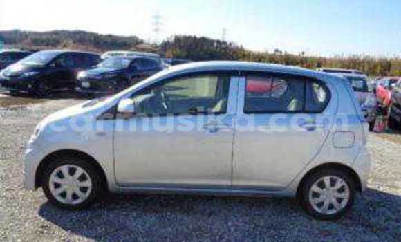 Buy Used Daihatsu Mira e:S Blue Car in Beitbridge in Matabeleland South Buy Used Daihatsu Mira e:S Blue Car in Beitbridge in Matabeleland South