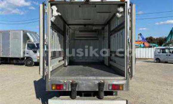 Tenga Tsaru Isuzu Elf Chena Rori in Beitbridge in Matabeleland South Tenga Tsaru Isuzu Elf Chena Rori in Beitbridge in Matabeleland South