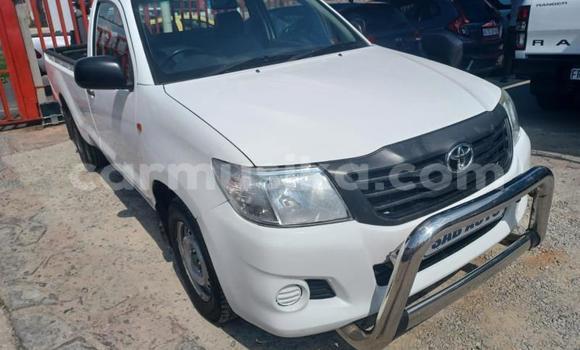 Nunua Ilio tumika Toyota Hilux Nyeupe Gari ndani ya Beitbridge nchini Matabeleland Kusini Nunua Ilio tumika Toyota Hilux Nyeupe Gari ndani ya Beitbridge nchini Matabeleland Kusini