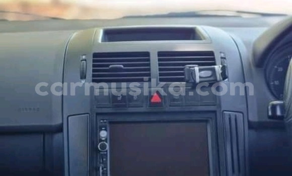 Tenga Tsaru Volkswagen Polo Bhuruu Mota in Beitbridge in Matabeleland South Tenga Tsaru Volkswagen Polo Bhuruu Mota in Beitbridge in Matabeleland South