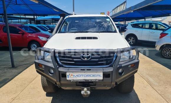Acheter Occasion Voiture Toyota Hilux Blanc à Beitbridge, Matabeleland South Acheter Occasion Voiture Toyota Hilux Blanc à Beitbridge, Matabeleland South