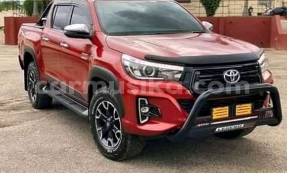 Buy Used Toyota Hilux Red Car in Beitbridge in Matabeleland South Buy Used Toyota Hilux Red Car in Beitbridge in Matabeleland South