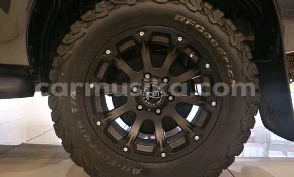 Acheter Occasion Voiture Toyota Hilux Noir à Beitbridge, Matabeleland South Acheter Occasion Voiture Toyota Hilux Noir à Beitbridge, Matabeleland South