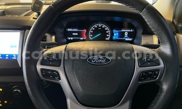 Nunua Ilio tumika Ford Ranger Nyeupe Gari ndani ya Beitbridge nchini Matabeleland Kusini Nunua Ilio tumika Ford Ranger Nyeupe Gari ndani ya Beitbridge nchini Matabeleland Kusini