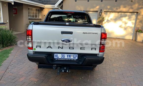 Tenga Tsaru Ford Ranger Sirivha Mota in Bulawayo in Bulawayo Tenga Tsaru Ford Ranger Sirivha Mota in Bulawayo in Bulawayo