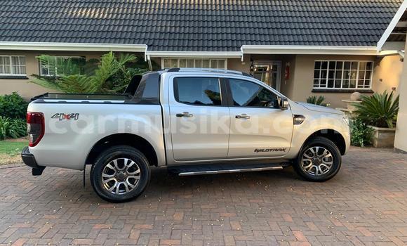 Tenga Tsaru Ford Ranger Sirivha Mota in Bulawayo in Bulawayo Tenga Tsaru Ford Ranger Sirivha Mota in Bulawayo in Bulawayo