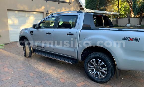 Tenga Tsaru Ford Ranger Sirivha Mota in Bulawayo in Bulawayo Tenga Tsaru Ford Ranger Sirivha Mota in Bulawayo in Bulawayo