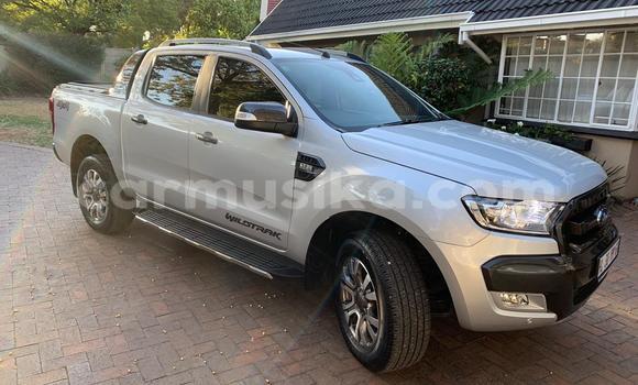 Tenga Tsaru Ford Ranger Sirivha Mota in Bulawayo in Bulawayo Tenga Tsaru Ford Ranger Sirivha Mota in Bulawayo in Bulawayo