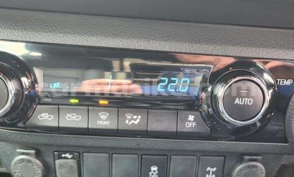 Nunua Ilio tumika Toyota Hilux Fedha Gari ndani ya Beitbridge nchini Matabeleland Kusini Nunua Ilio tumika Toyota Hilux Fedha Gari ndani ya Beitbridge nchini Matabeleland Kusini