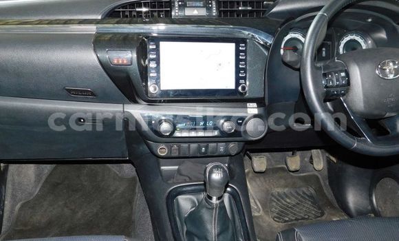 Acheter Occasion Voiture Toyota Hilux Blanc à Beitbridge, Matabeleland South Acheter Occasion Voiture Toyota Hilux Blanc à Beitbridge, Matabeleland South