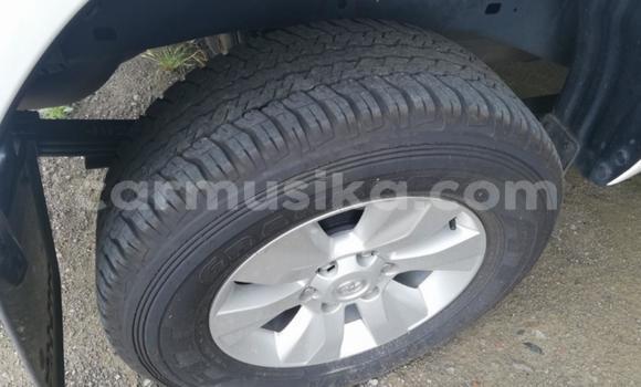 Tenga Tsaru Toyota Hilux Chena Mota in Beitbridge in Matabeleland South Tenga Tsaru Toyota Hilux Chena Mota in Beitbridge in Matabeleland South