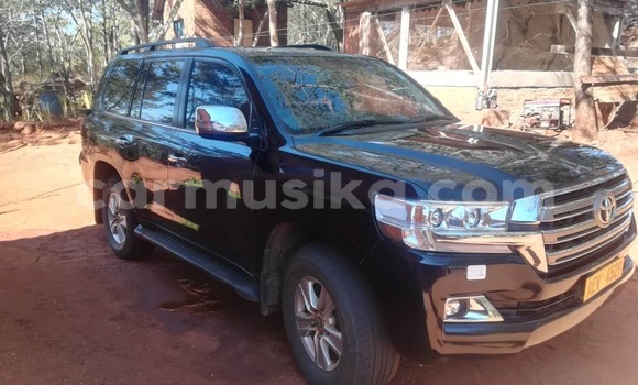 Buy Used Toyota Land Cruiser Black Car in Harare in Harare Buy Used Toyota Land Cruiser Black Car in Harare in Harare