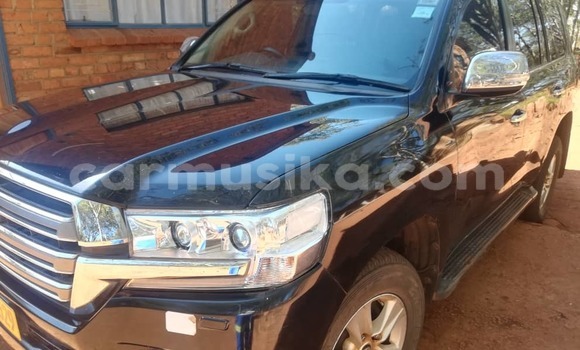 Buy Used Toyota Land Cruiser Black Car in Harare in Harare Buy Used Toyota Land Cruiser Black Car in Harare in Harare
