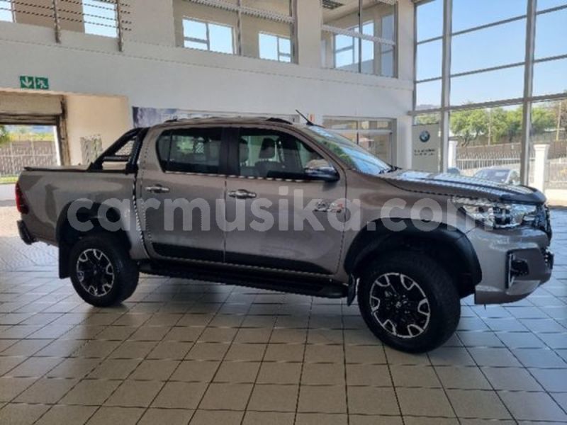 Big with watermark toyota hilux matabeleland south beitbridge 27460