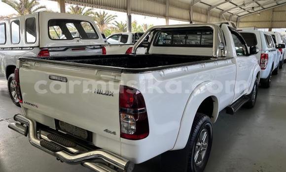 Acheter Occasion Voiture Toyota Hilux Blanc à Beitbridge, Matabeleland South Acheter Occasion Voiture Toyota Hilux Blanc à Beitbridge, Matabeleland South